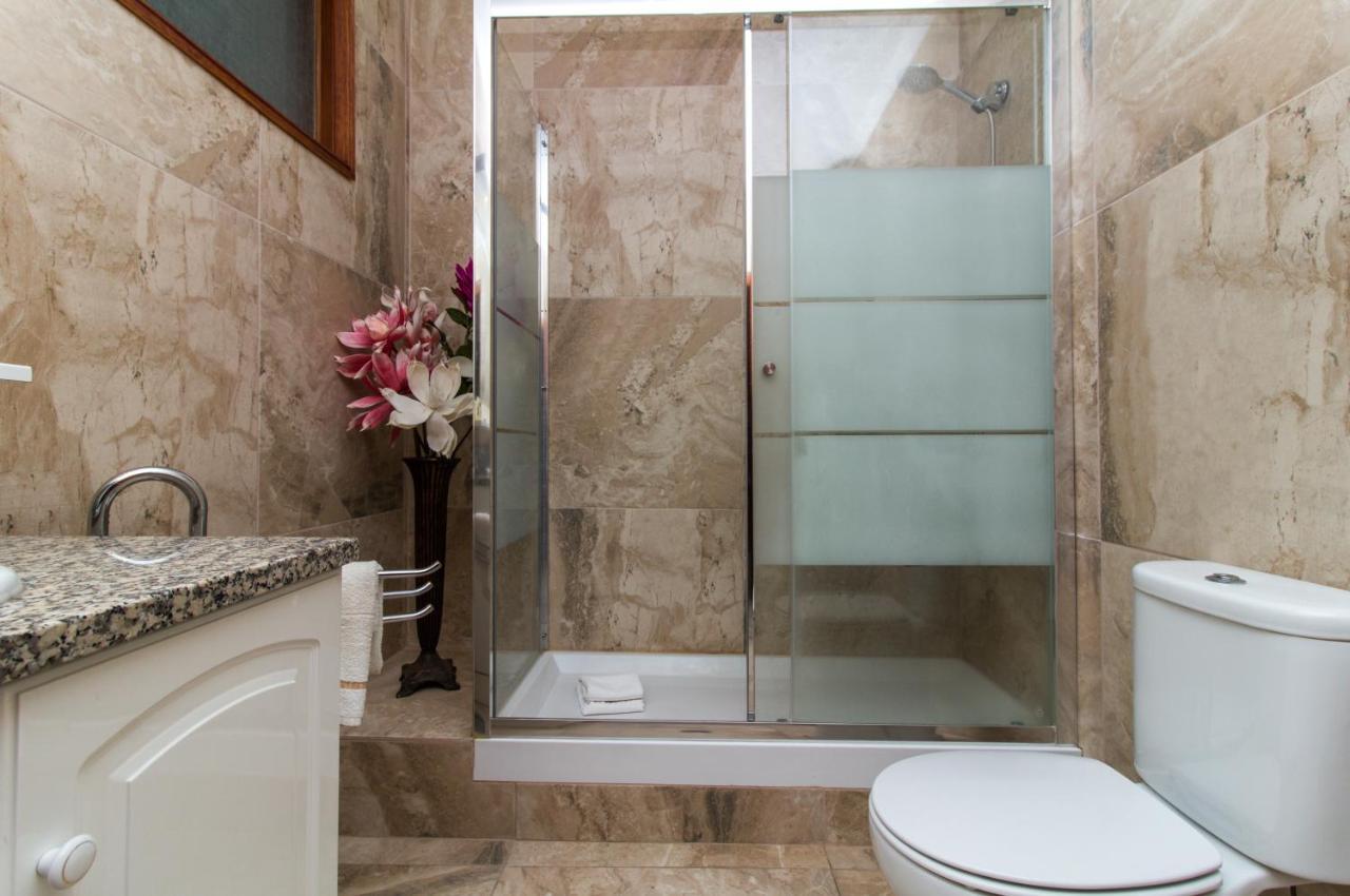 Ocean View Apartment - Pool And Sea View & Albufeira Center Ngoại thất bức ảnh