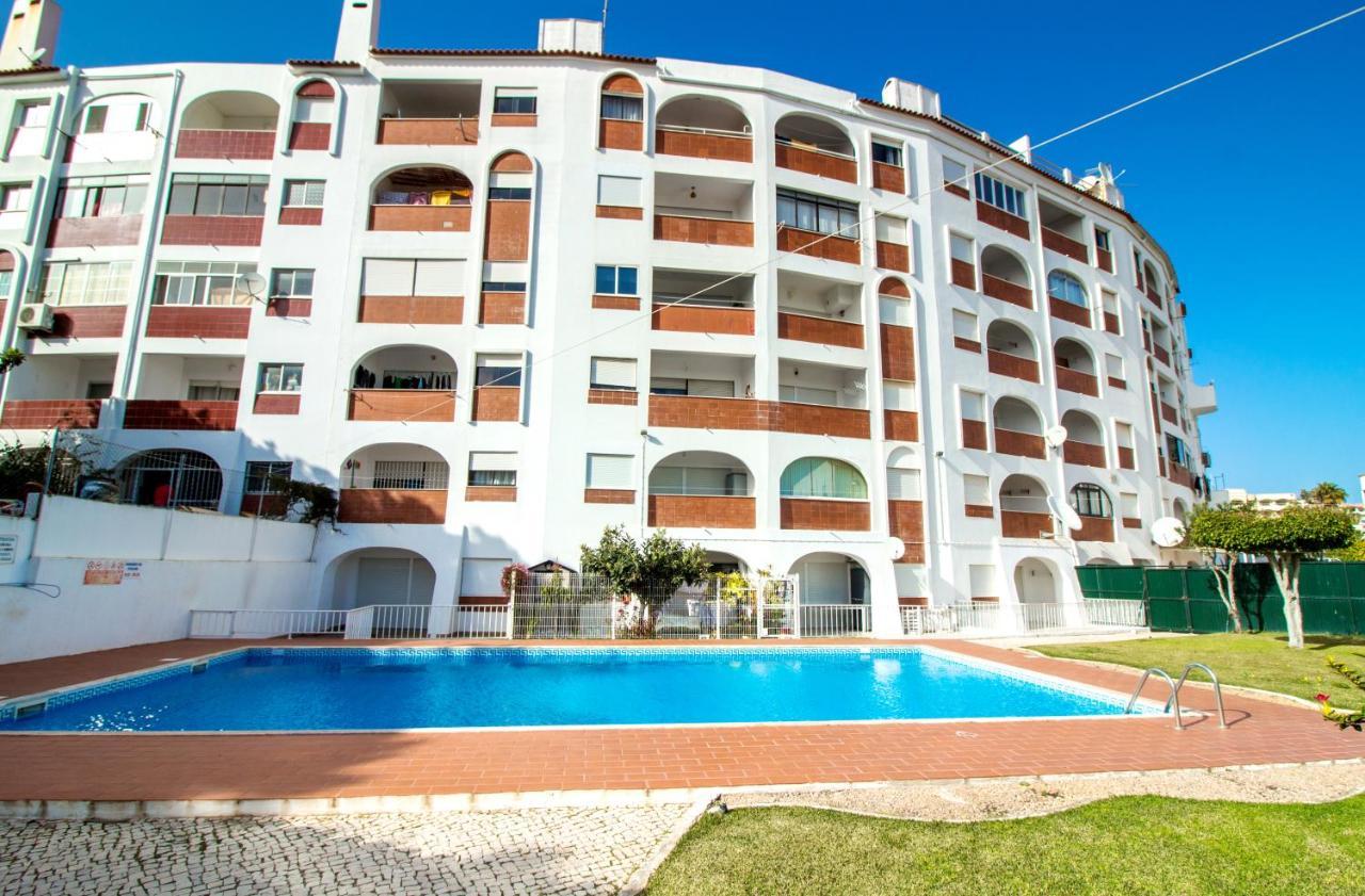Ocean View Apartment - Pool And Sea View & Albufeira Center Ngoại thất bức ảnh